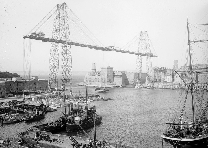Altes Foto von Marseilles Hafen La Joliette und der Pont Transbordeur ber dem Alten Hafen. 